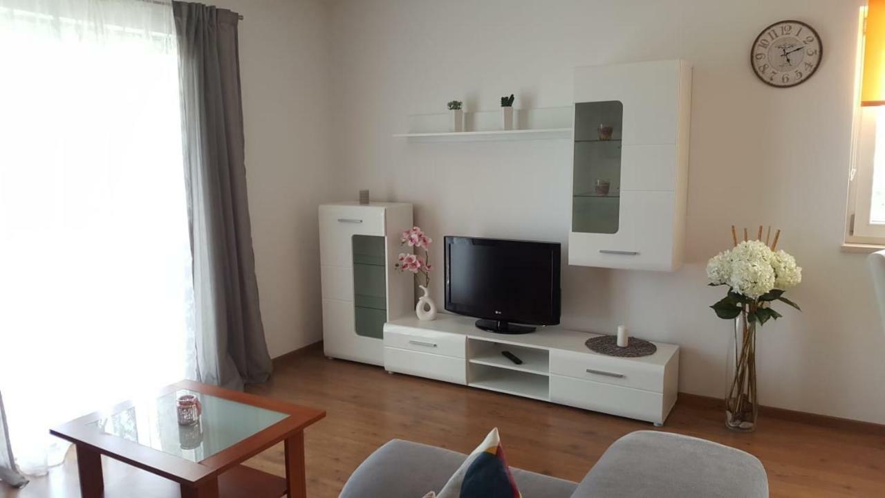Cozy Apartment With Sea View Kaštela Εξωτερικό φωτογραφία